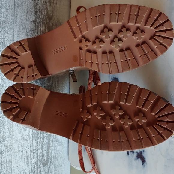 Vince Camuto Combat Boot - Picture 8 of 9